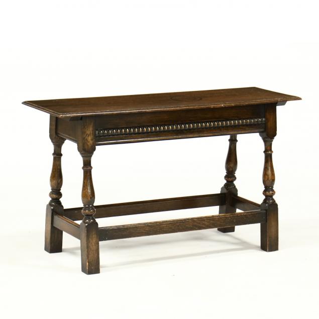 william-and-mary-style-oak-storage-bench
