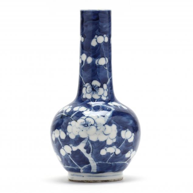 antique-chinese-porcelain-hawthorne-vase