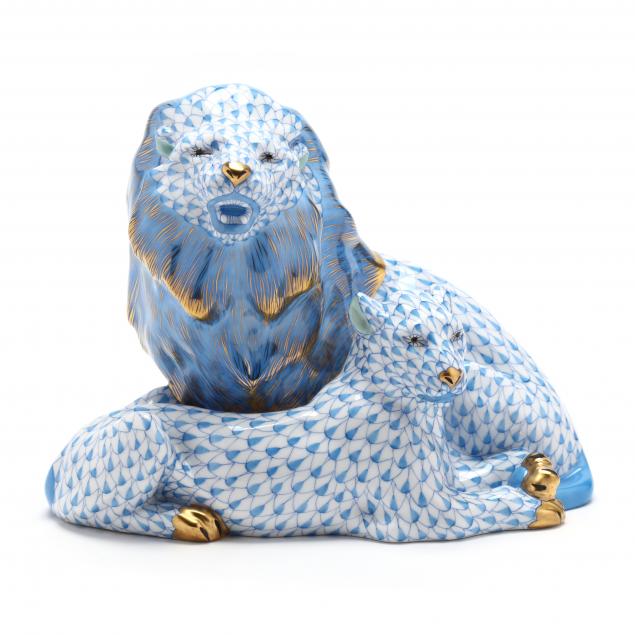 herend-lion-and-lioness-figurine