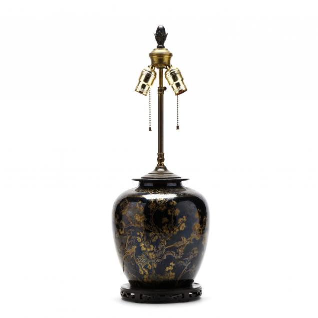 antique-chinese-porcelain-table-lamp