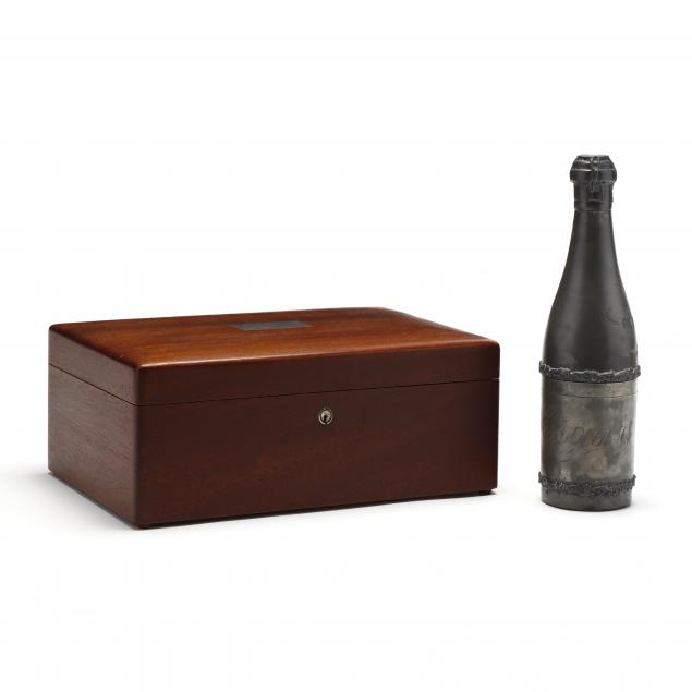 antique-humidor-and-cigar-presentation-bottle