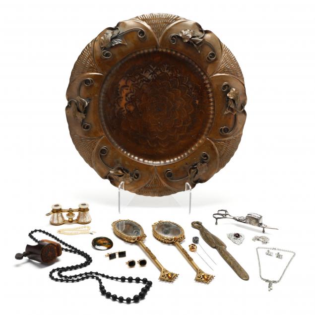 vintage-decorative-accessory-grouping