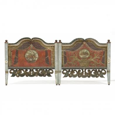 italian-carved-and-painted-footboard