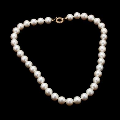 pearl-necklace