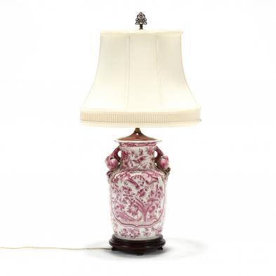 a-chinese-export-style-porcelain-table-lamp