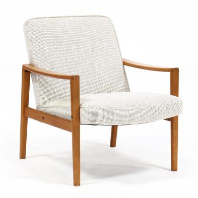danish-modern-club-chair