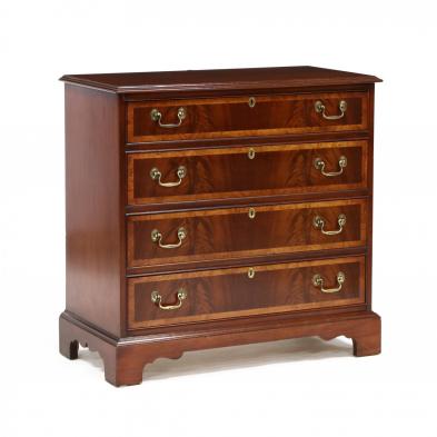 georgian-style-banded-bachelor-s-chest