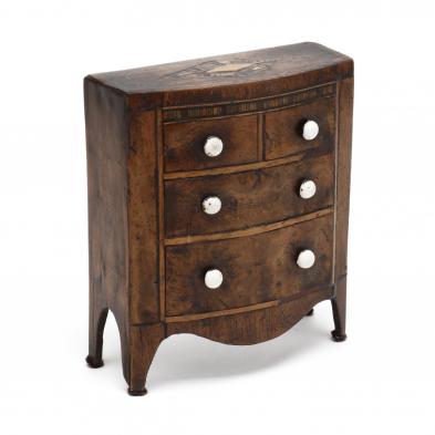 george-iii-minaiture-inliad-mahogany-bachelor-s-chest-bank