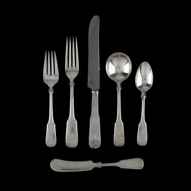 international-1810-sterling-silver-flatware-service