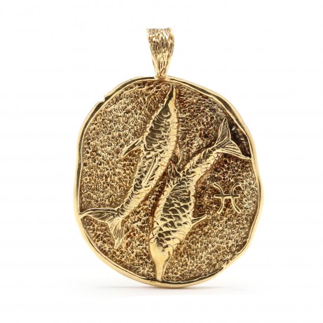 18kt-gold-dolphin-motif-pendant-charm-r-stone