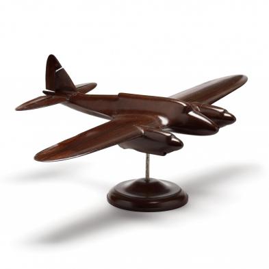 vintage-wooden-model-of-twin-engine-aircraft
