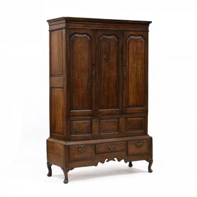 antique-english-oak-linen-press