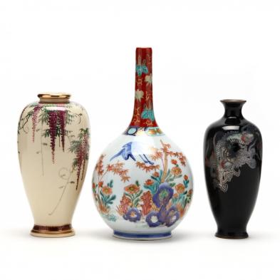 three-japanese-vases