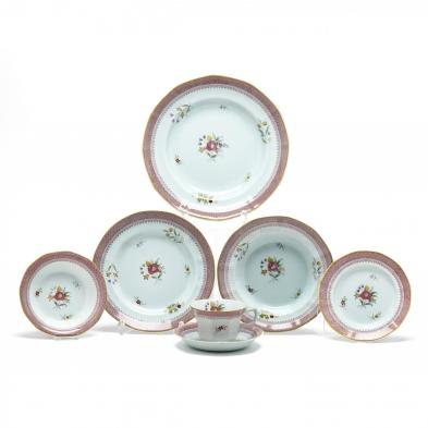 partial-set-of-adams-calyx-ware-lowestoft-51-pieces