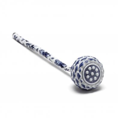 chinese-porcelain-lotus-scepter
