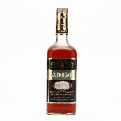 watergate-kentucky-straight-bourbon-whiskey
