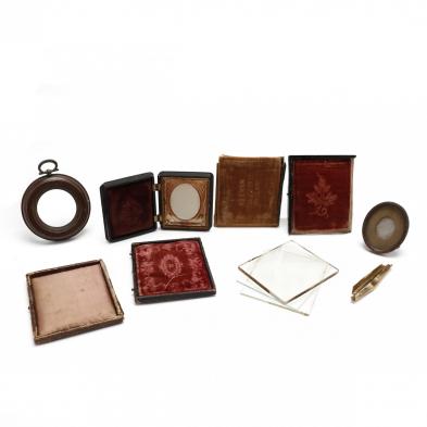 accessories-for-19th-century-photographs