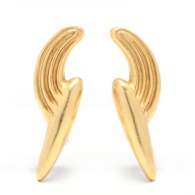 pair-of-22kt-gold-earrings-lalaounis
