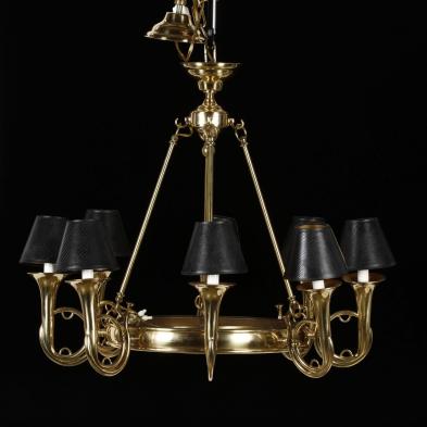 brass-hunting-lodge-style-chandelier