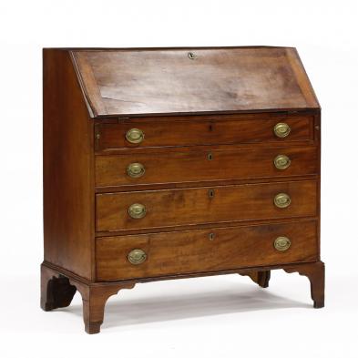 chippendale-mahogany-slant-front-desk
