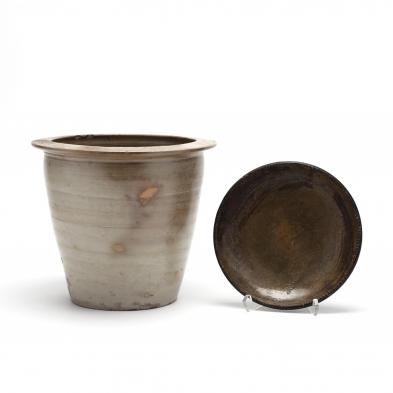 salt-glazed-stoneware-unusual-pottery-dirt-dish-cream-riser
