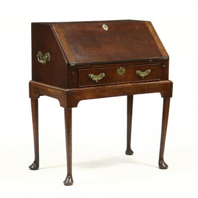 queen-anne-mahogany-desk-on-stand