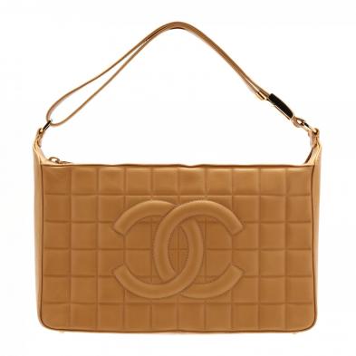 beige-leather-chocobar-handbag-chanel