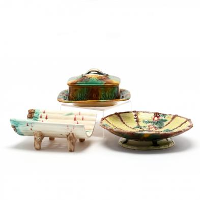 three-majolica-serving-pieces