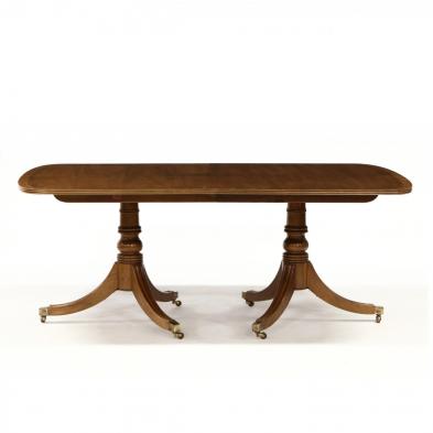 henredon-georgian-style-inlaid-double-pedestal-dining-table-with-three-leaves