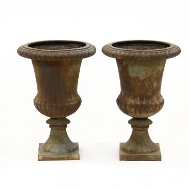 pair-of-classical-style-cast-iron-garden-urns