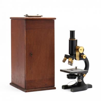 vintage-spencer-microscope-in-case