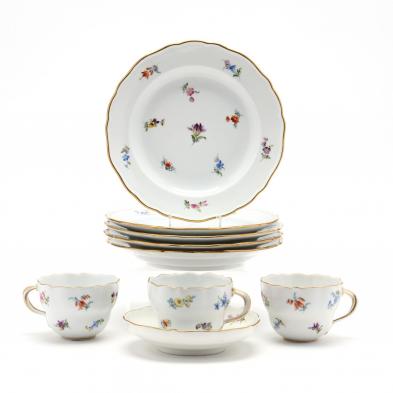nine-pieces-of-meissen-floral-decorated-porcelain
