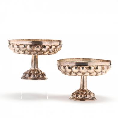 a-pair-of-continental-sterling-silver-tazzas