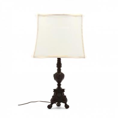 spanish-pricket-style-bronze-table-lamp