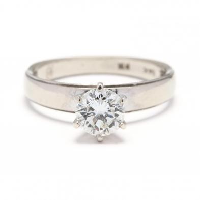 14kt-white-gold-and-diamond-solitaire