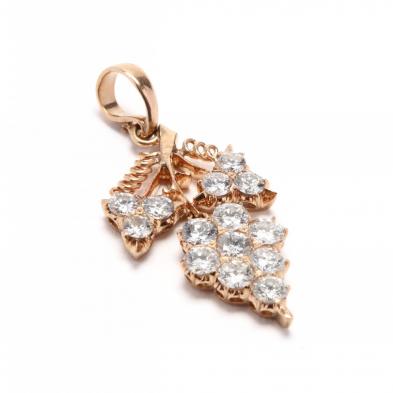 gold-and-diamond-grape-cluster-pendant