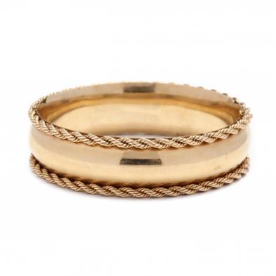 14kt-gold-bangle-bracelet