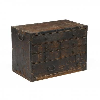 antique-chinese-tabletop-chest