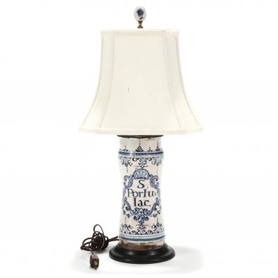 antique-delft-apothecary-jar-table-lamp