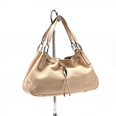 tods-leather-handbag
