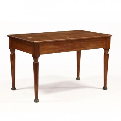 southern-yellow-pine-diminutive-farm-table