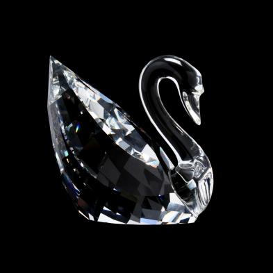 swarovski-nature-inspired-swan