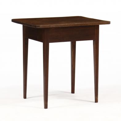 southern-walnut-federal-side-table