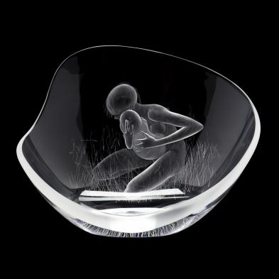 steuben-mother-and-child-crystal-sculpture