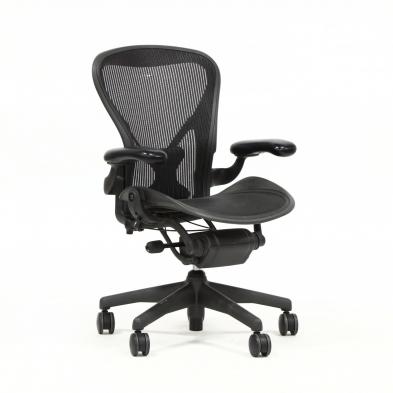 herman-miller-aeron-chair