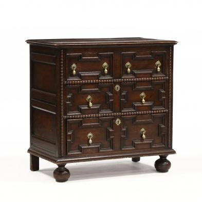 william-and-mary-style-chest-of-drawers
