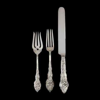 unger-bros-narcissus-sterling-silver-flatware