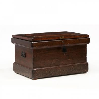 antique-american-pine-tool-chest