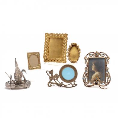 six-vintage-desk-accessories
