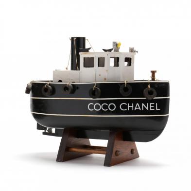 folk-art-i-coco-chanel-i-model-tugboat